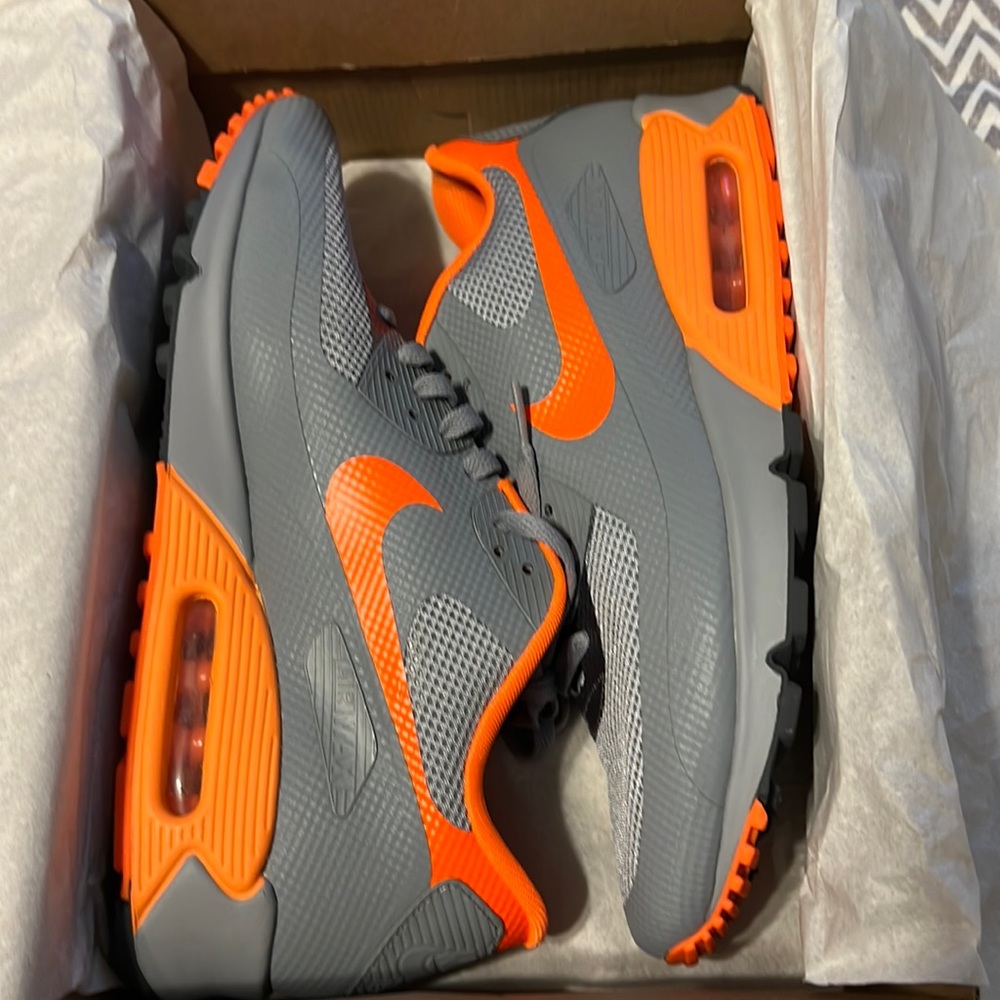 Nike Air Max 90 HYP PRM size 10.5 brand new!